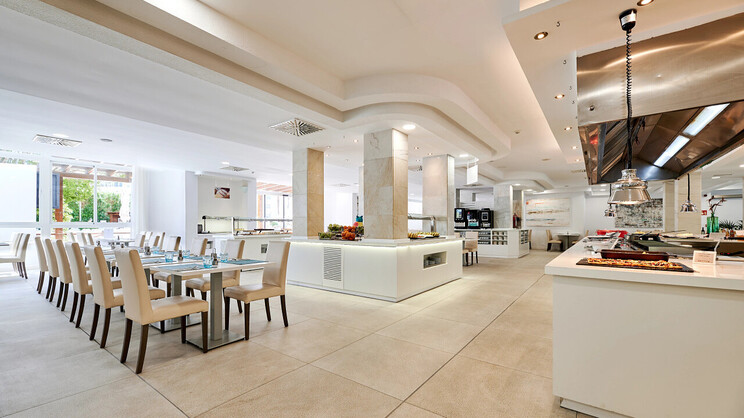 AluaSun Continental Park Hotel & Apartments